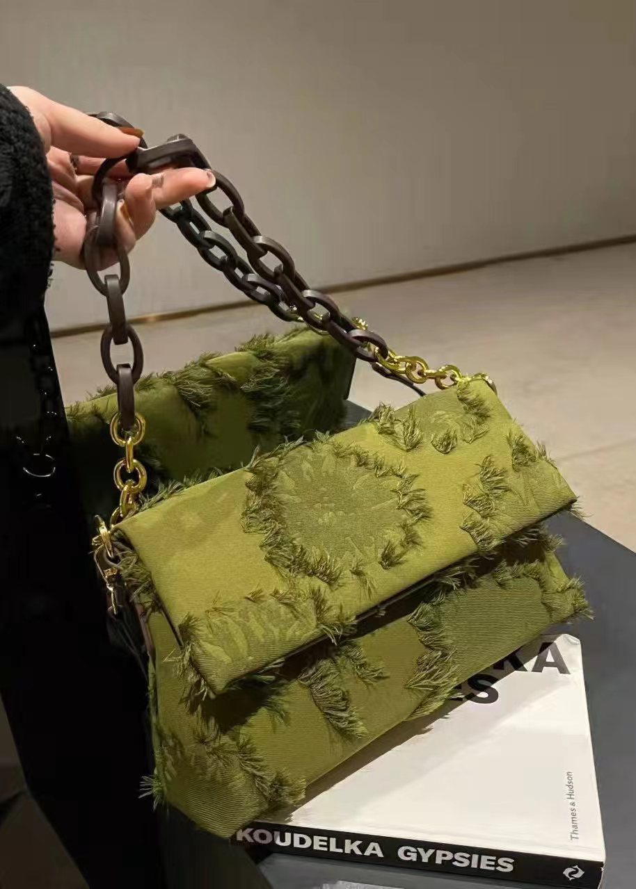 Chic Green Tassel Patchwork Chain Canvas Messenger Bag