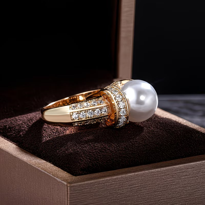 Genevieve | The Crown Pearl Ring