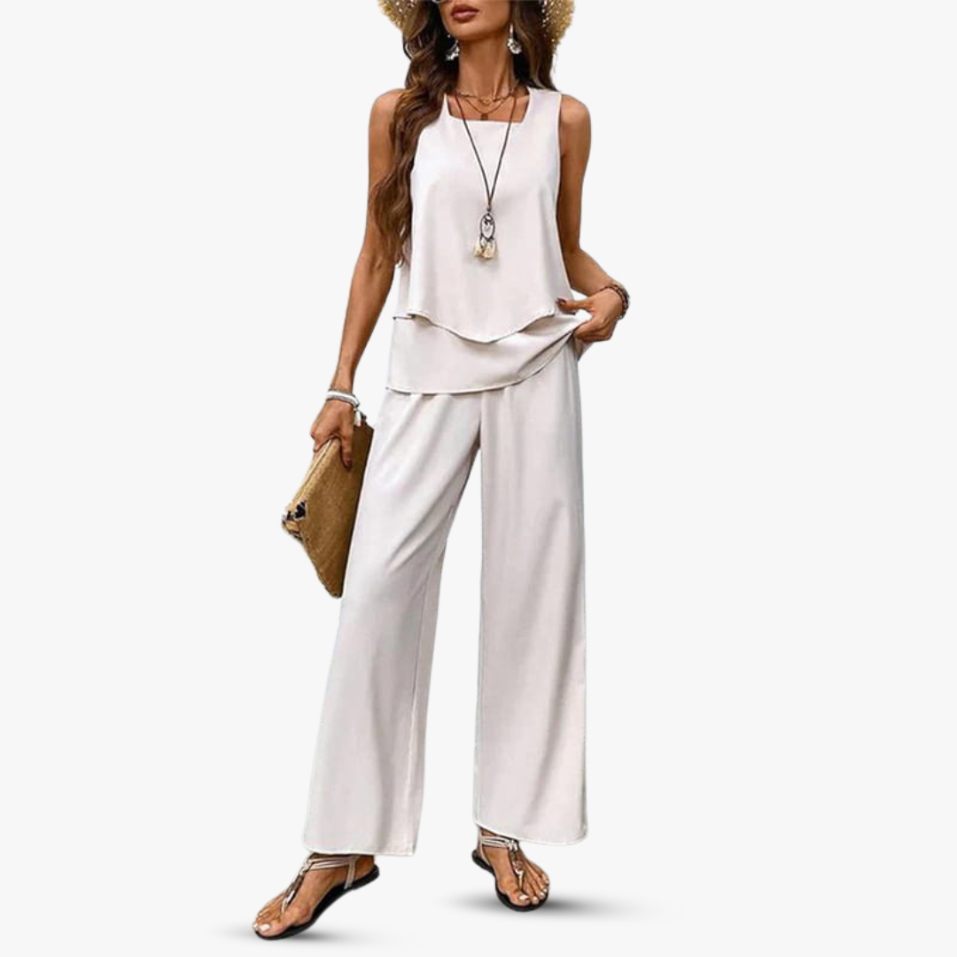 Amara™ – Exclusive Two-Piece Set with Sleeveless Top and Pants