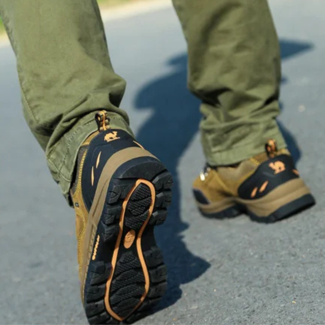 Camel Mid | Hiking Shoes