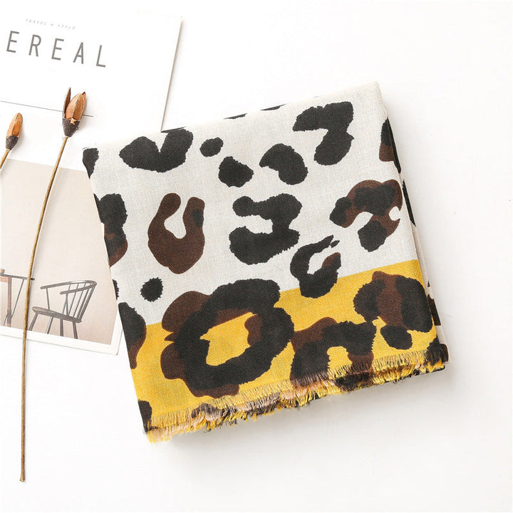 Briar | Casual Leopard Print Scarf