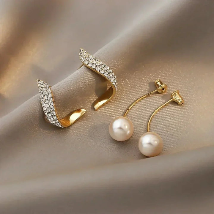 Constance | Crystal Feather Pearl Earrings