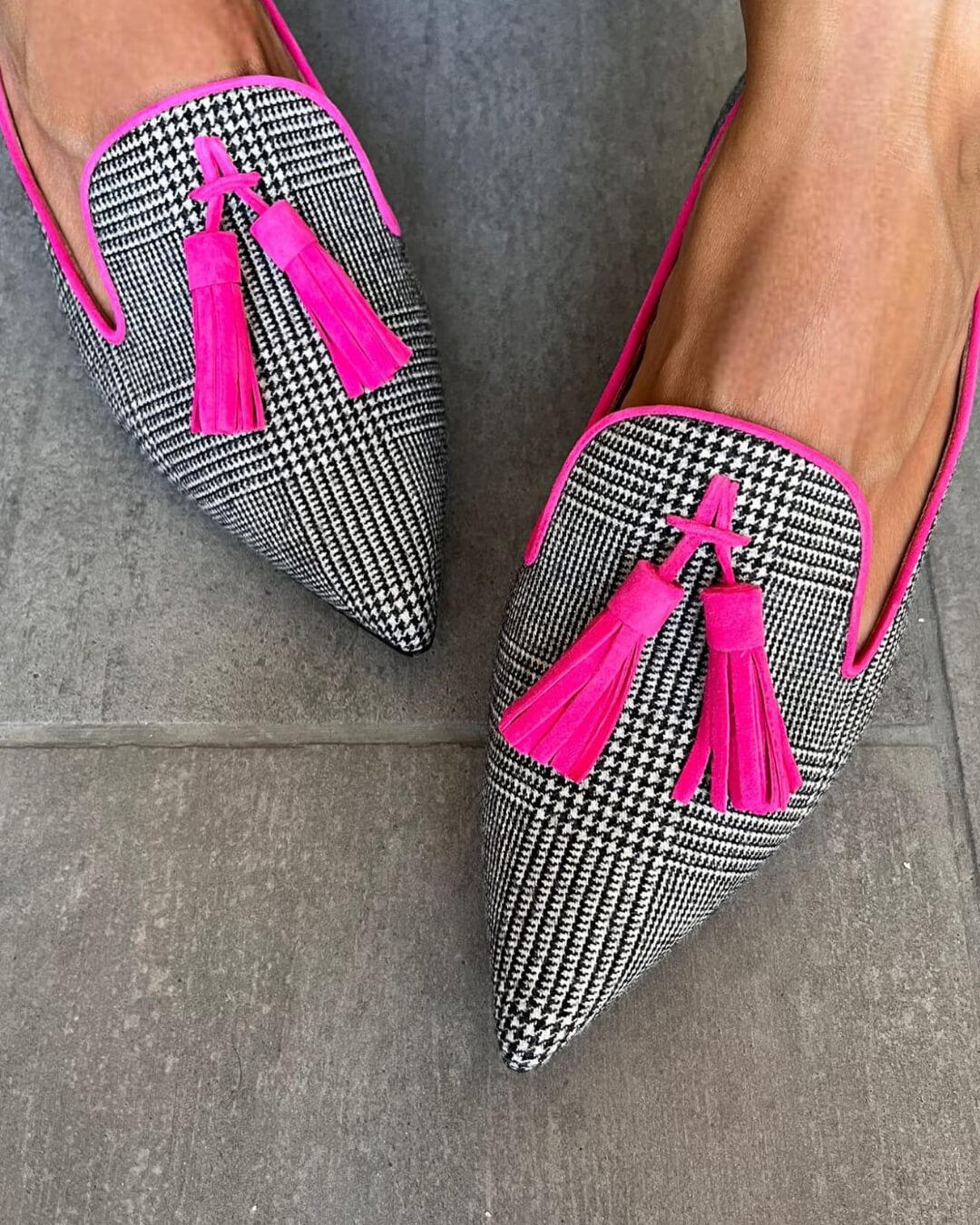 Fiona | Pointed Loafers with Fluorescent Fringes