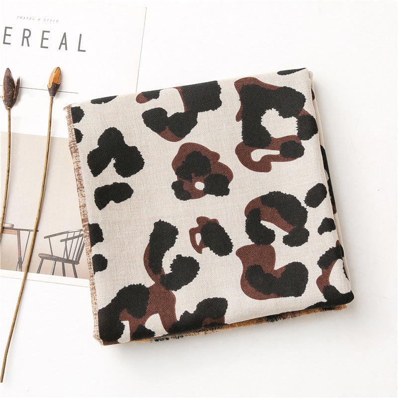 Briar | Casual Leopard Print Scarf