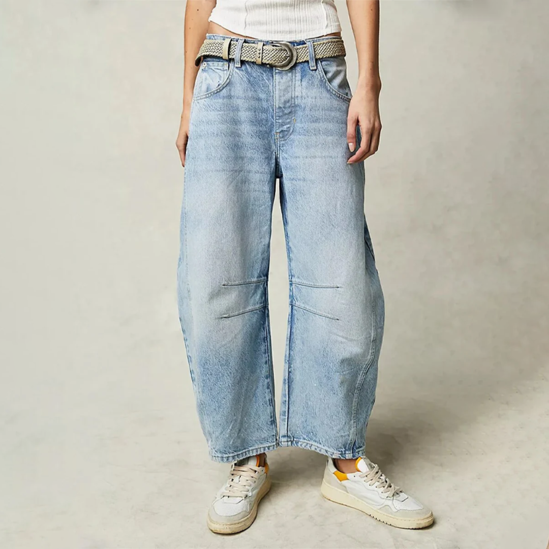 Ria Chic Wide-Leg Jeans