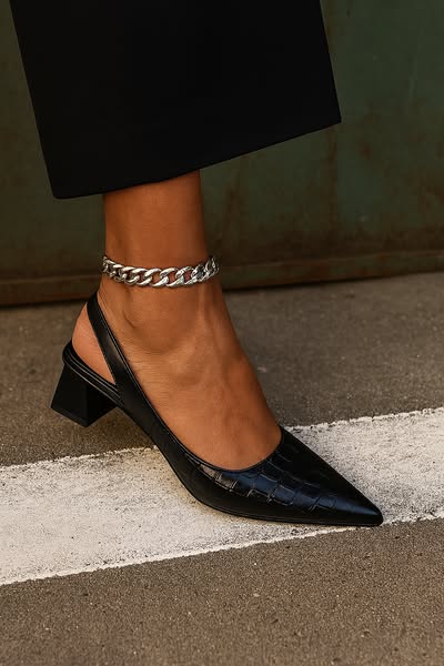Olga | Elegant Square Heel Shoes