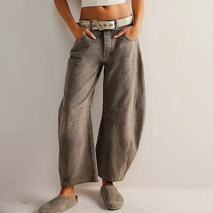Ria Chic Wide-Leg Jeans