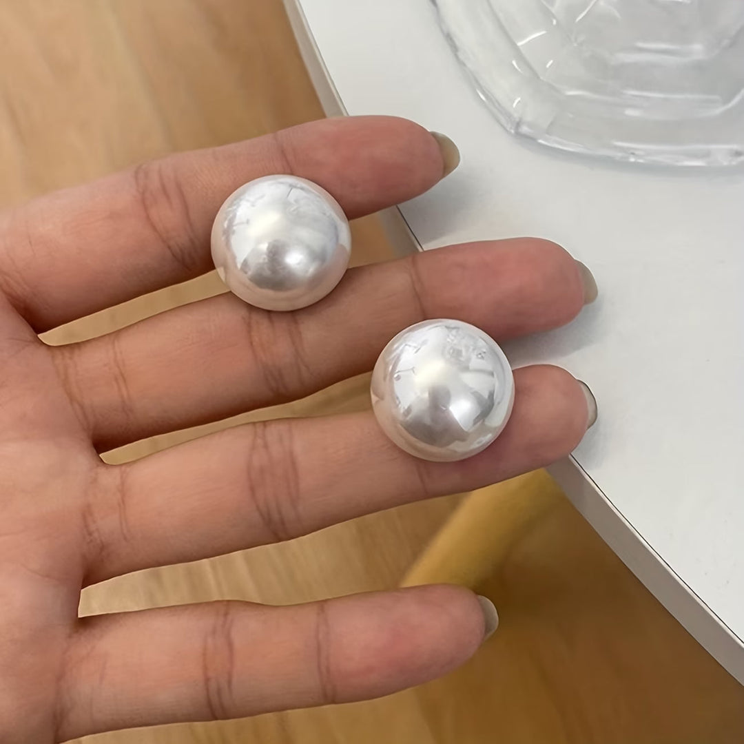 Evangeline | The Statement Pearl Stud Earrings