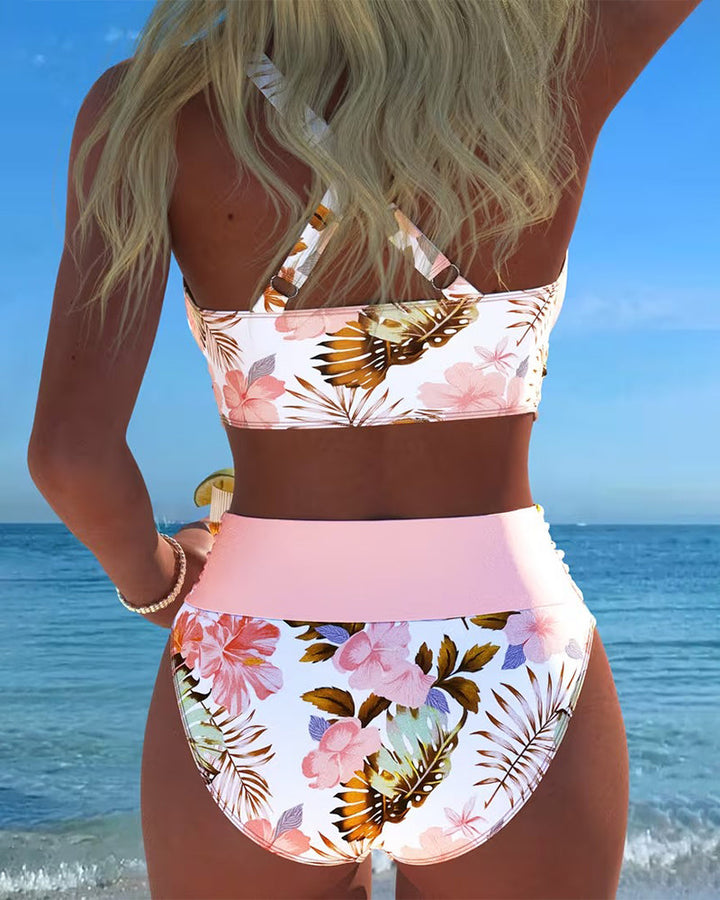 Clara | Bikini with contrasting floral pattern and slit
