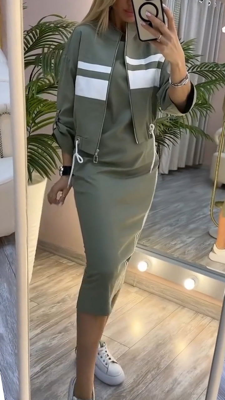 Feyra™ - Elegant and Casual Women's Set with Round Neck Dress and Matching Jacket