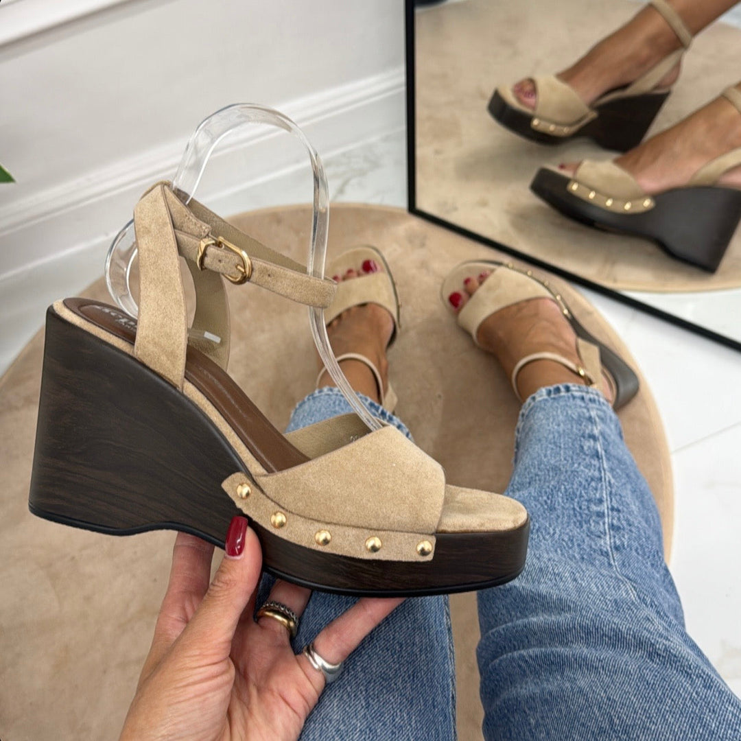 Nivia - Sandalo con Tacco Zeppa con Cinturino alla Caviglia Beige
