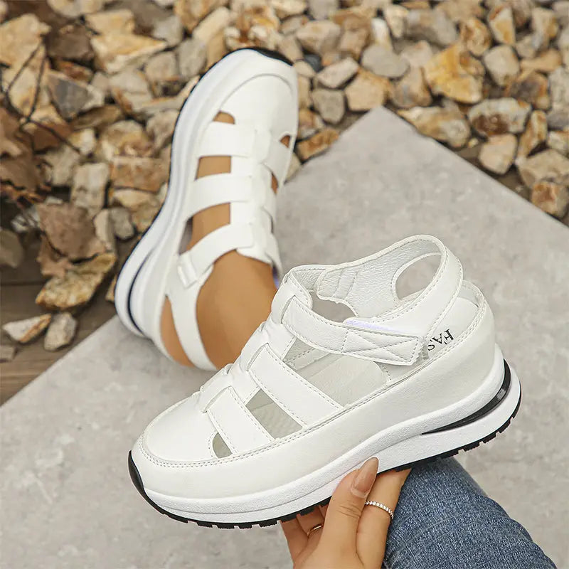 Lone | Perfectly Comfortable Sandals