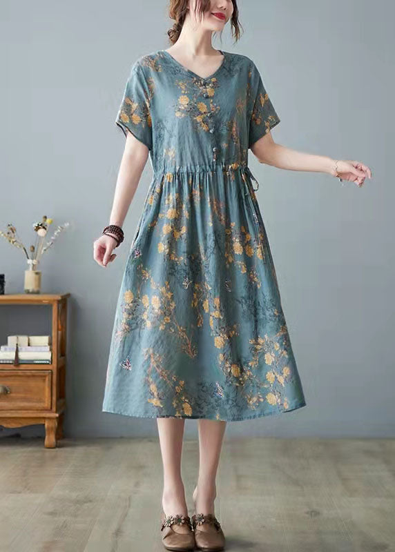 Beautiful orange dress with O-neck and pocket print