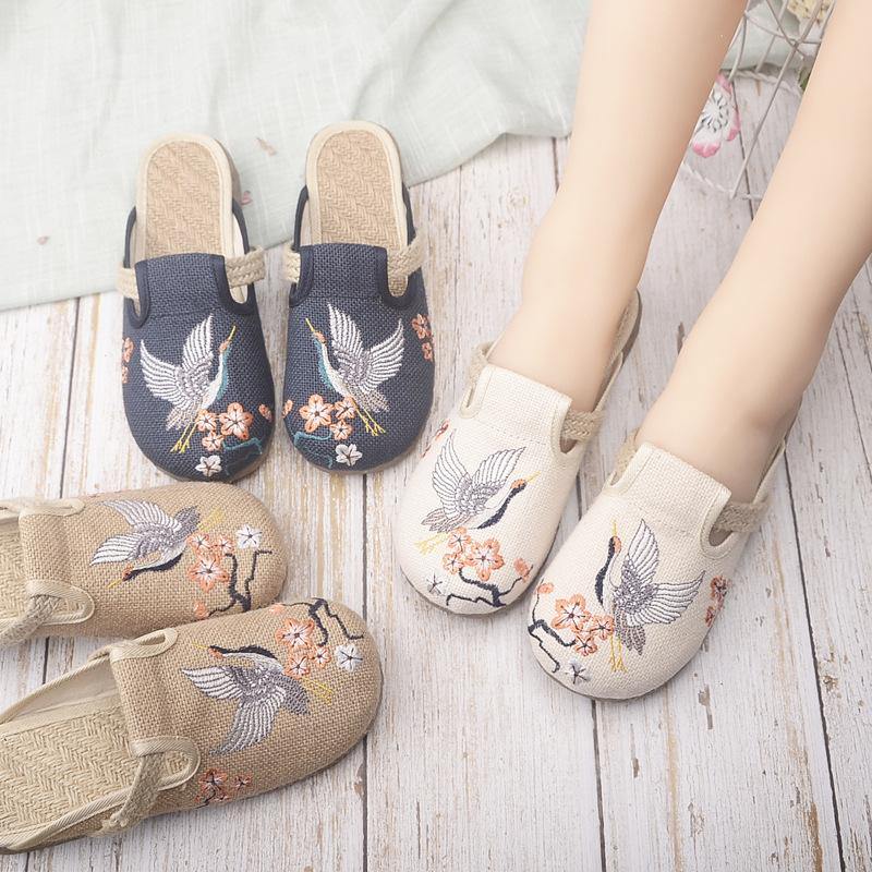 Casual Embroidered Linen Shoes in Khaki