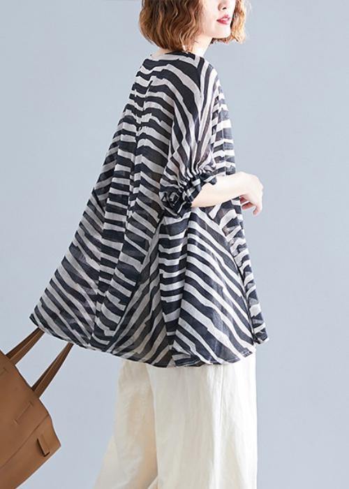 Chic black striped shirts for women with batwing sleeves and O-neck