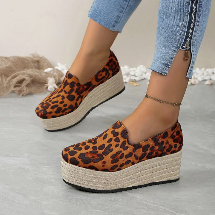 Ivy Manhattan | Unique Rise Platforms