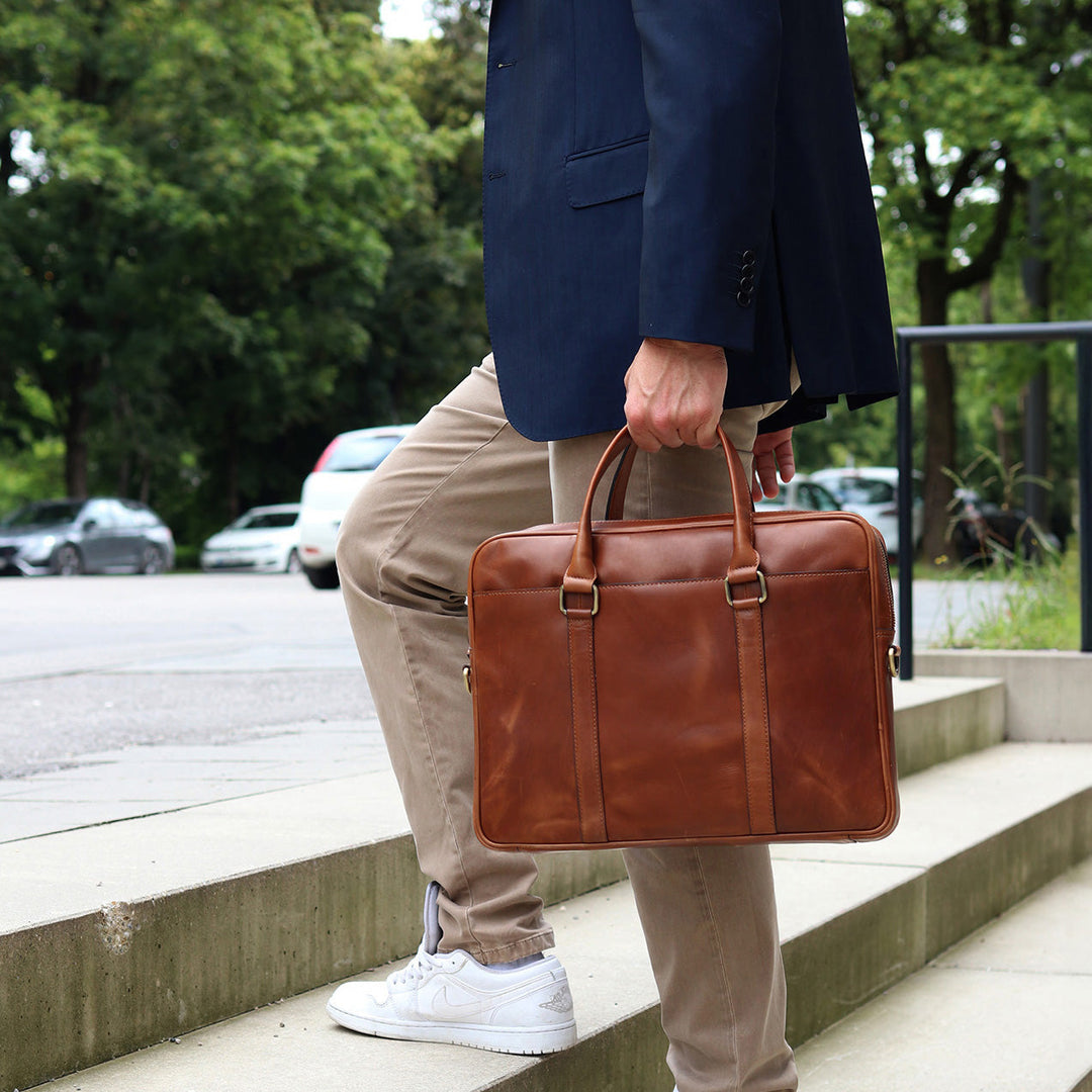 FERGÉ Laptop Bag PAUL 15" Slim Genuine Leather Briefcase