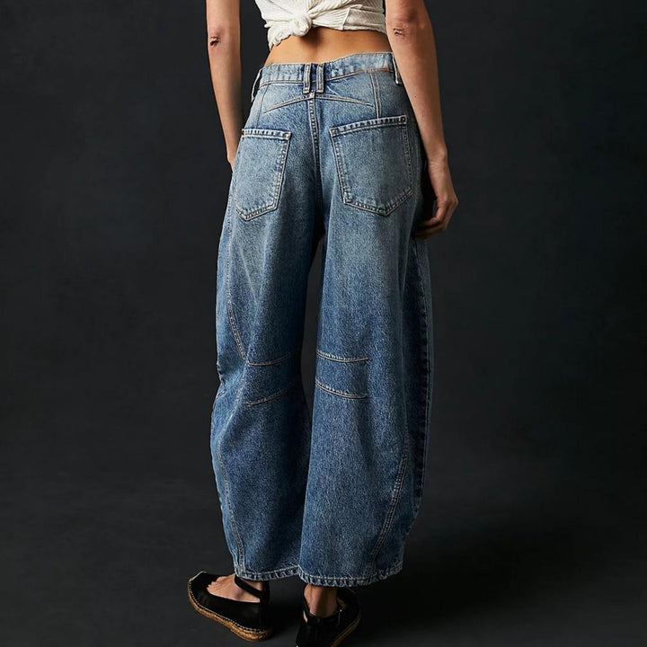 Ria Chic Wide-Leg Jeans