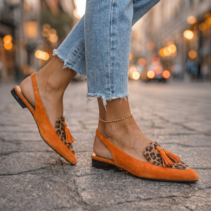 Nexoria | Bicolor Pom Pom Mules