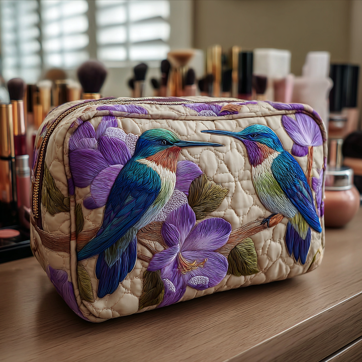 Quilted beauty case with delicate hummingbird NCU0DK10217