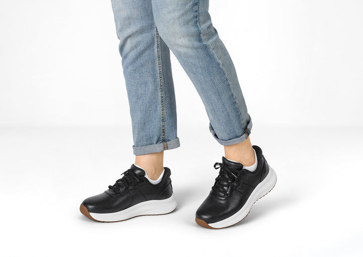 Vera | The Hands-Free Comfort Sneaker for Active Days