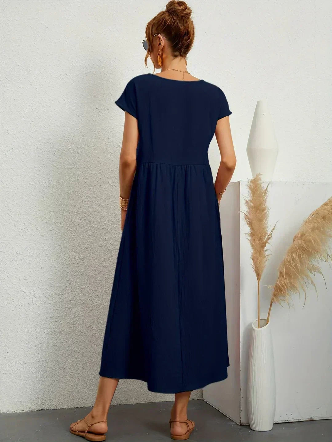 Naya | Airy Midi Dress