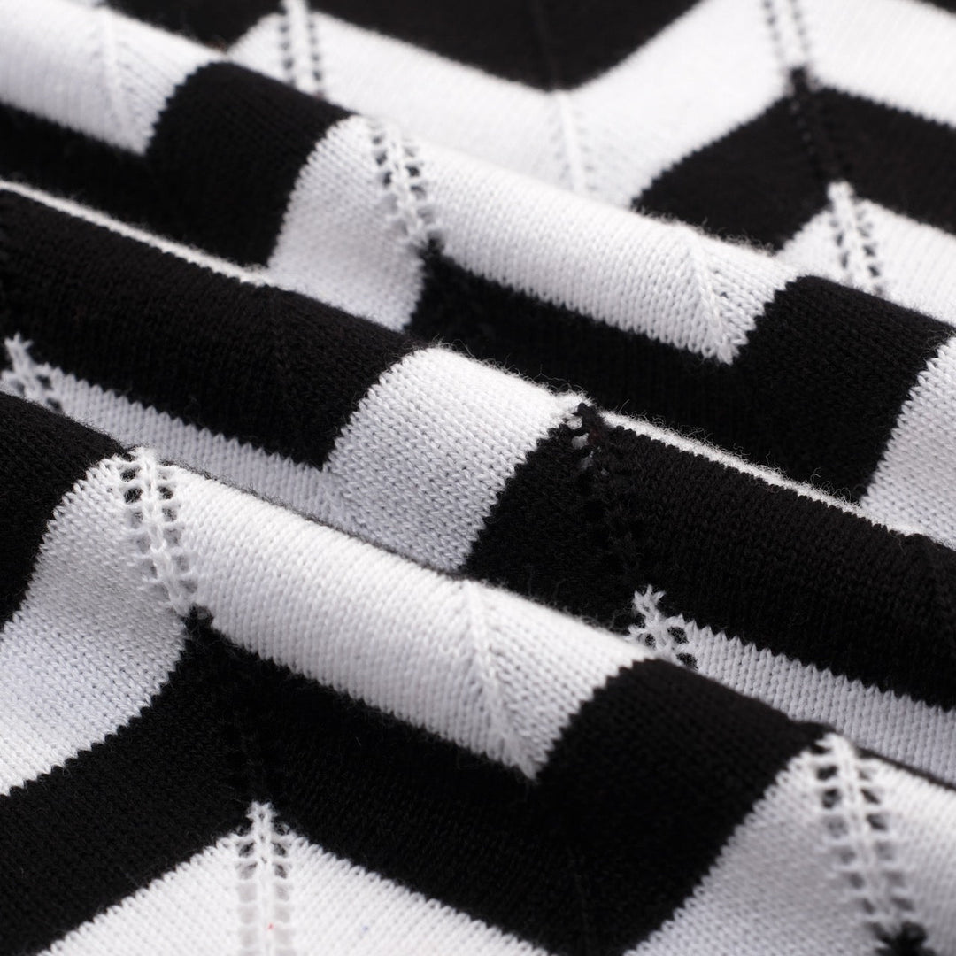 Black | Vintage Preppy Five-Minute Sleeve T-Shirt