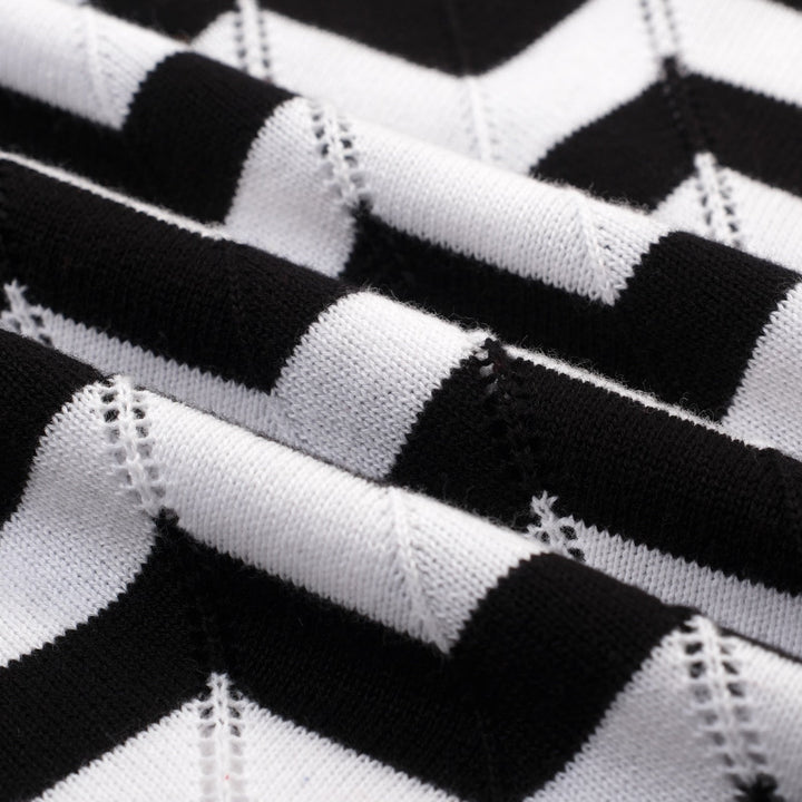 Black | Vintage Preppy Five-Minute Sleeve T-Shirt