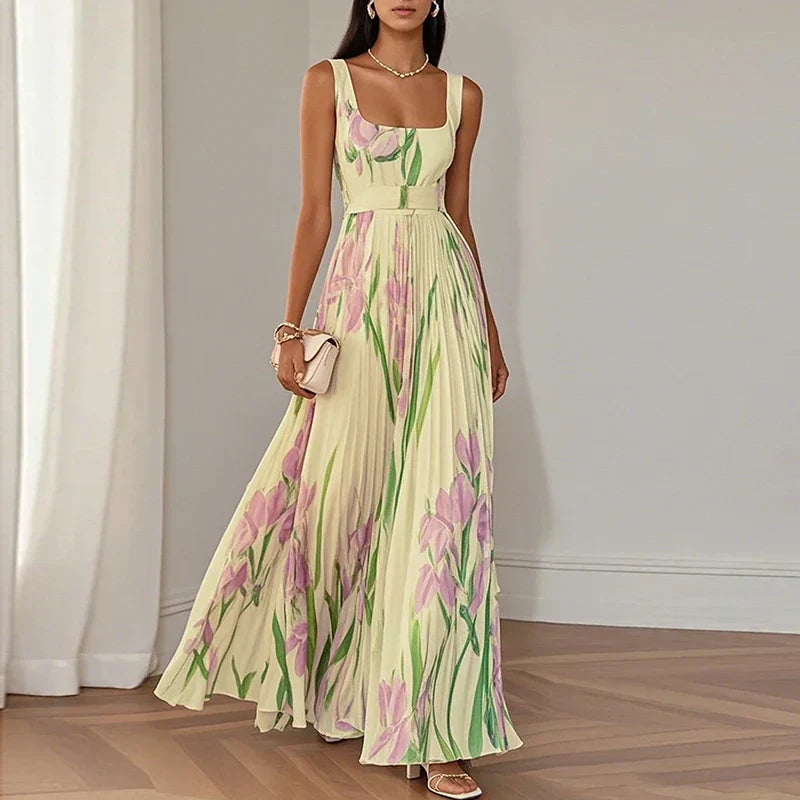 LYRA | Elegant Maxi Floral Dress with Flattering Pleated Silhouette