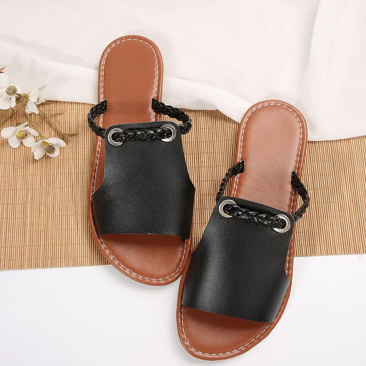 Ivy Manhattan | Refined Style Sandal