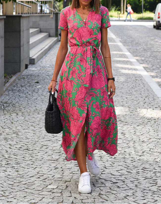 Jorlyn™ - Stylish Dress with V-Neck and Tailored Silhouette