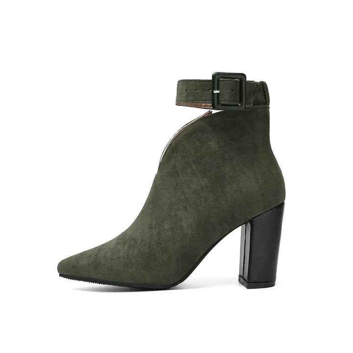 Ivy Manhattan | Sleek Design Boot