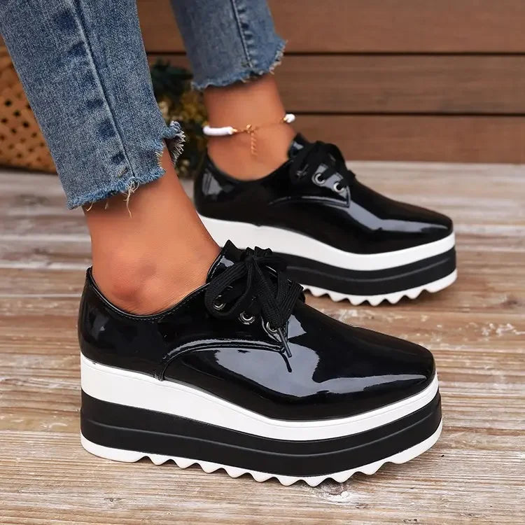 Ivy Manhattan | Fashion Forward Platform