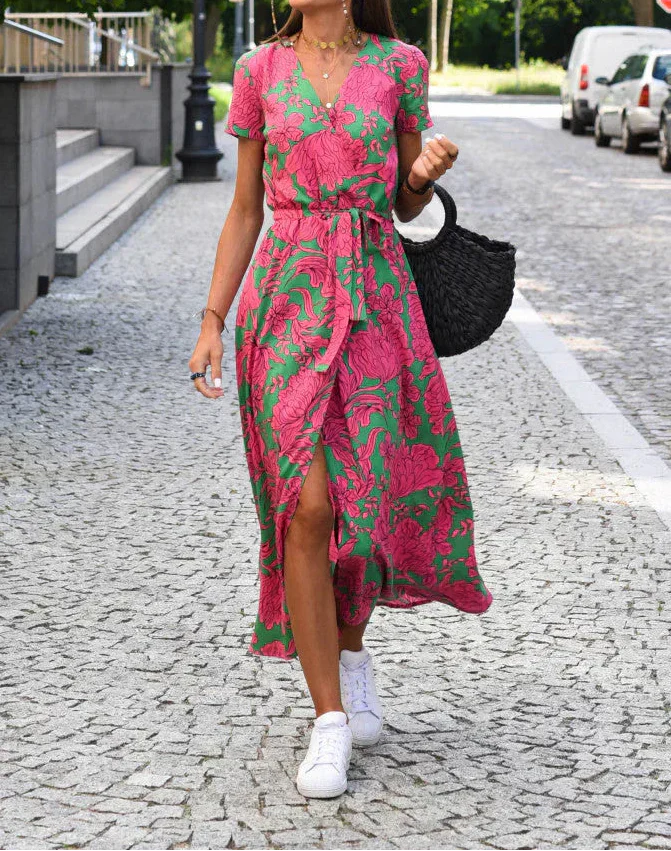 Jorlyn™ - Stylish Dress with V-Neck and Tailored Silhouette