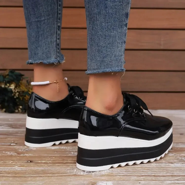 Ivy Manhattan | Fashion Forward Platform