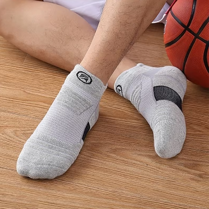 AeroVeno Mid-Calf Compression Socks