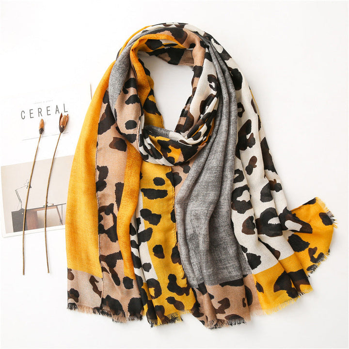 Briar | Casual Leopard Print Scarf