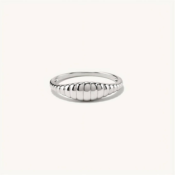 Minimalist Wave Signet Ring