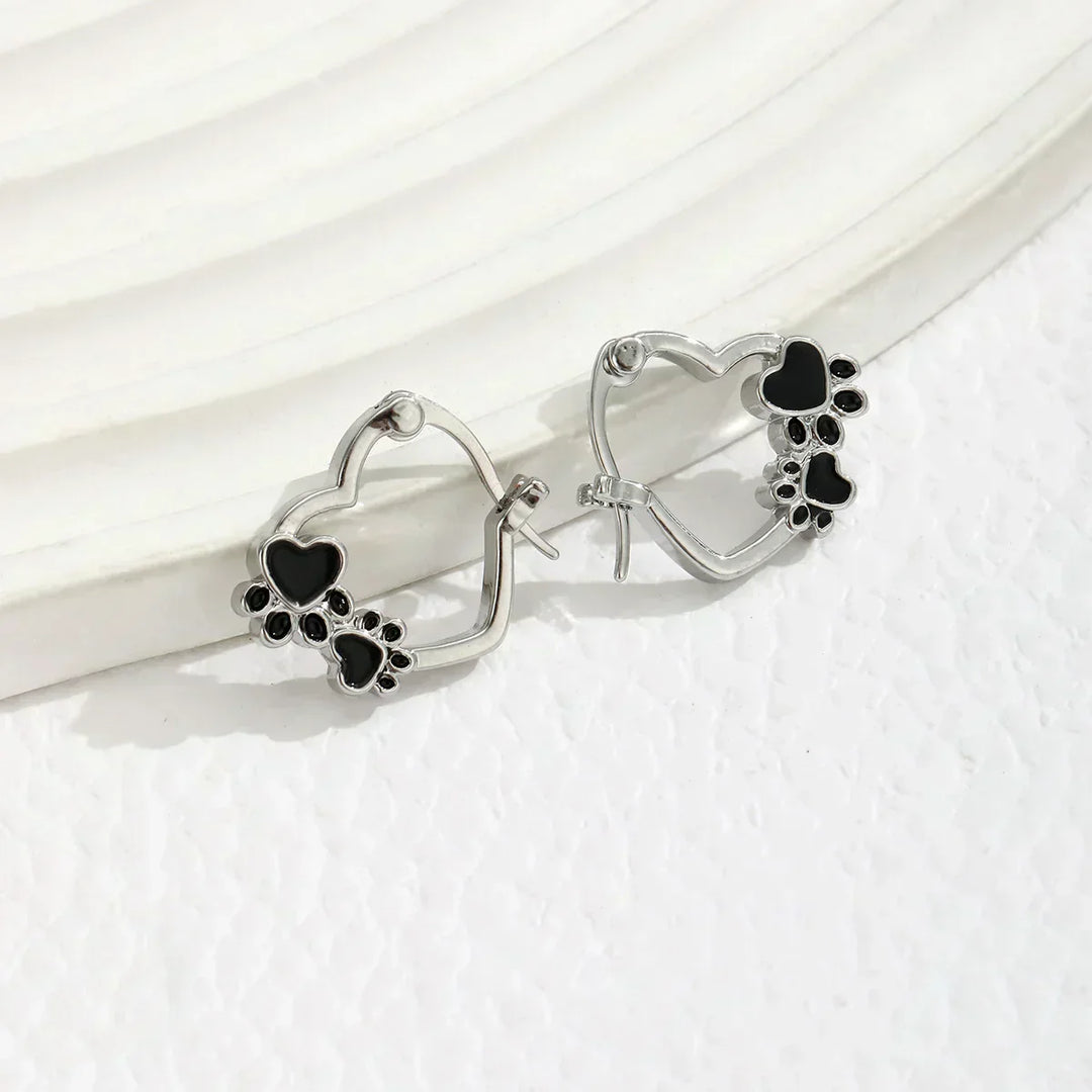 Amara™ | Heart Hoop Earrings