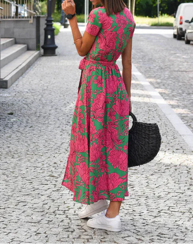 Jorlyn™ - Stylish Dress with V-Neck and Tailored Silhouette