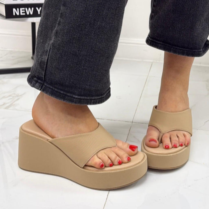 Brigida - Sandalo Zeppa Donna Punta Tallone Beige