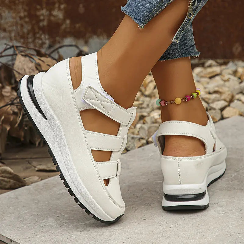 Lone | Perfectly Comfortable Sandals