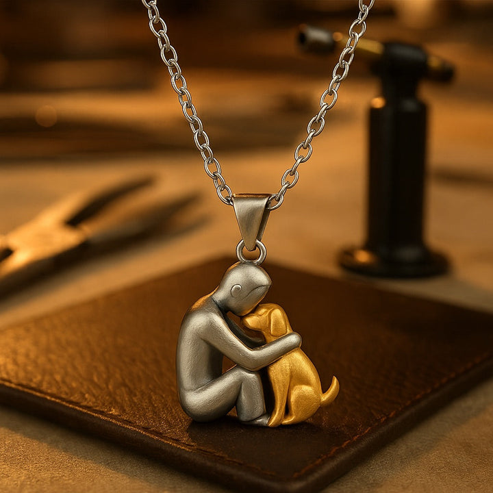 Alora™ | Embrace Pendant Necklace