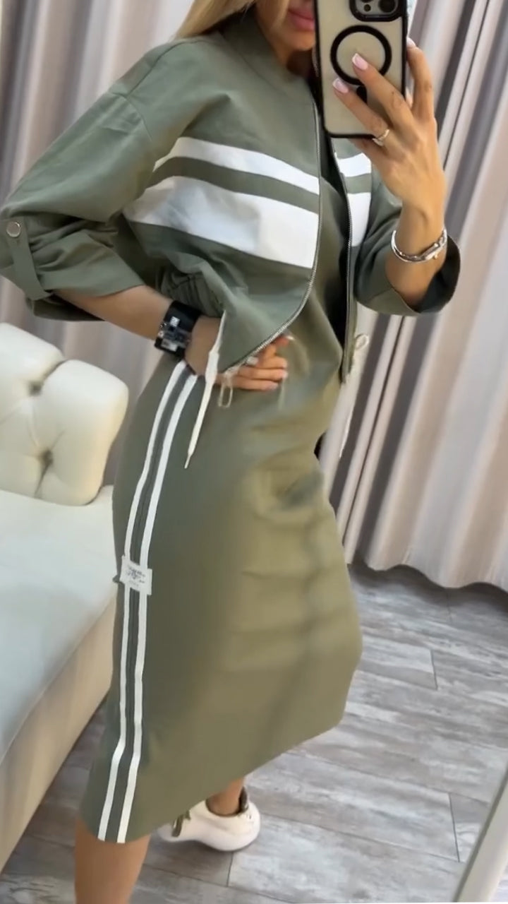 Feyra™ - Elegant and Casual Women's Set with Round Neck Dress and Matching Jacket