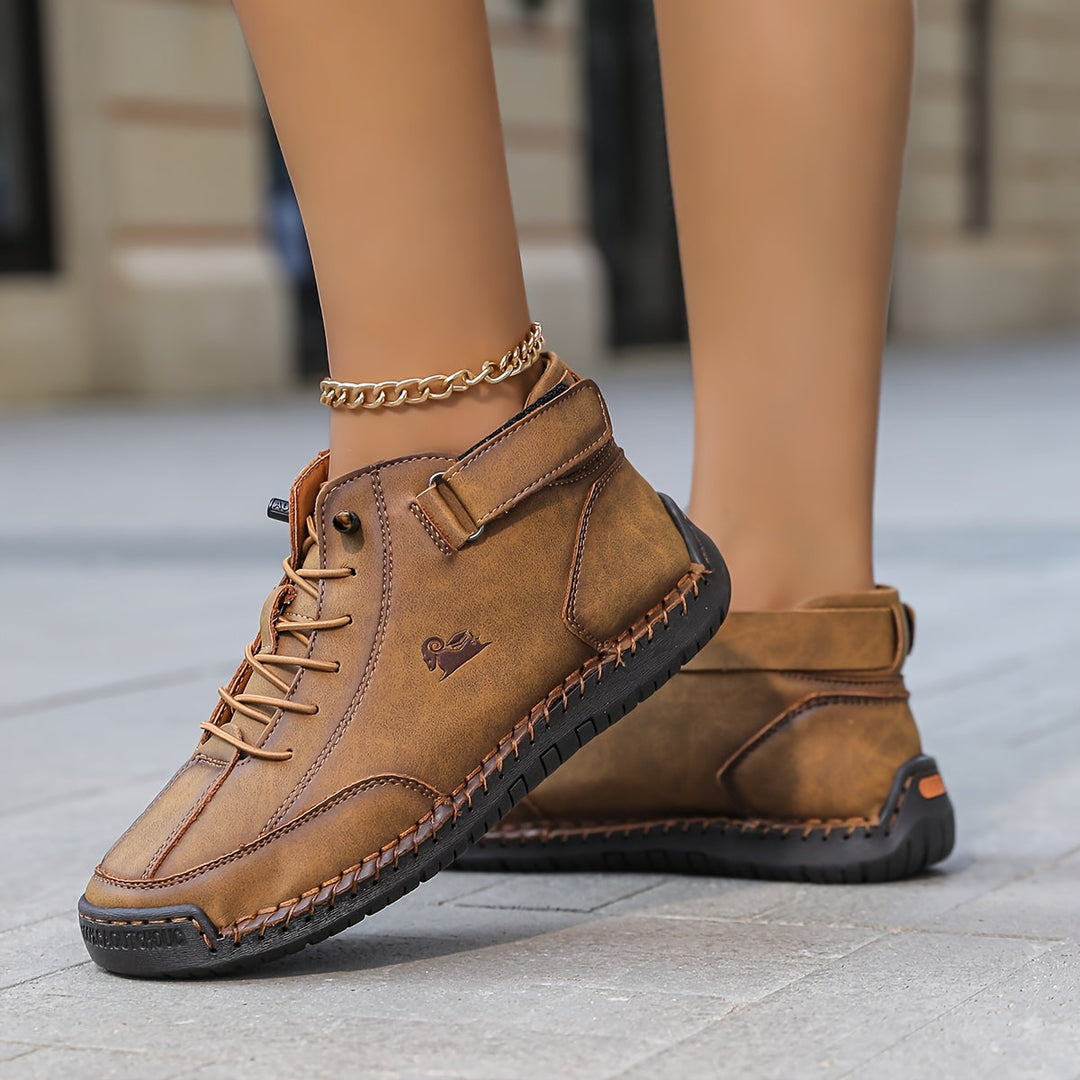 Lola | Ankle-High Comfort Sneaker