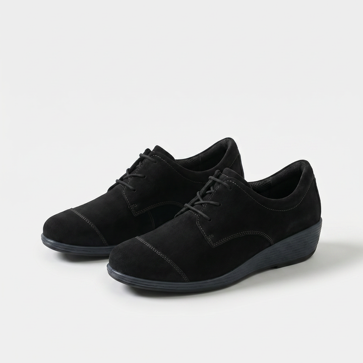 Eleanor | Royal Grace in Classic Black
