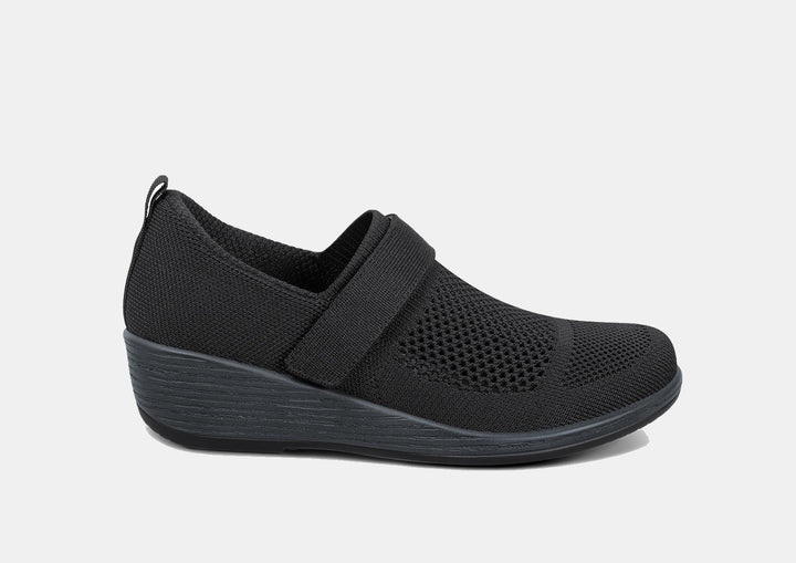 Eve | Timeless Elegance in Rich Black