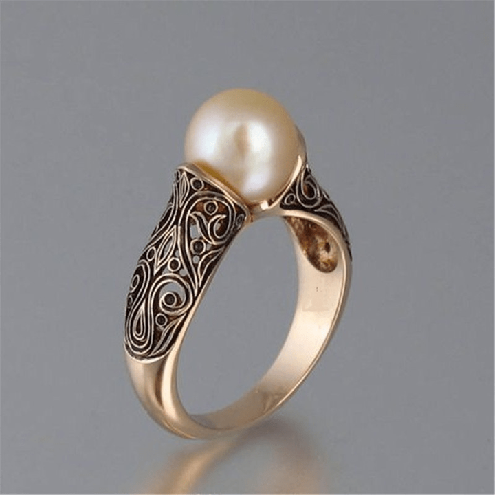 Seraphina | Timeless Vintage Pearl Gold Ring