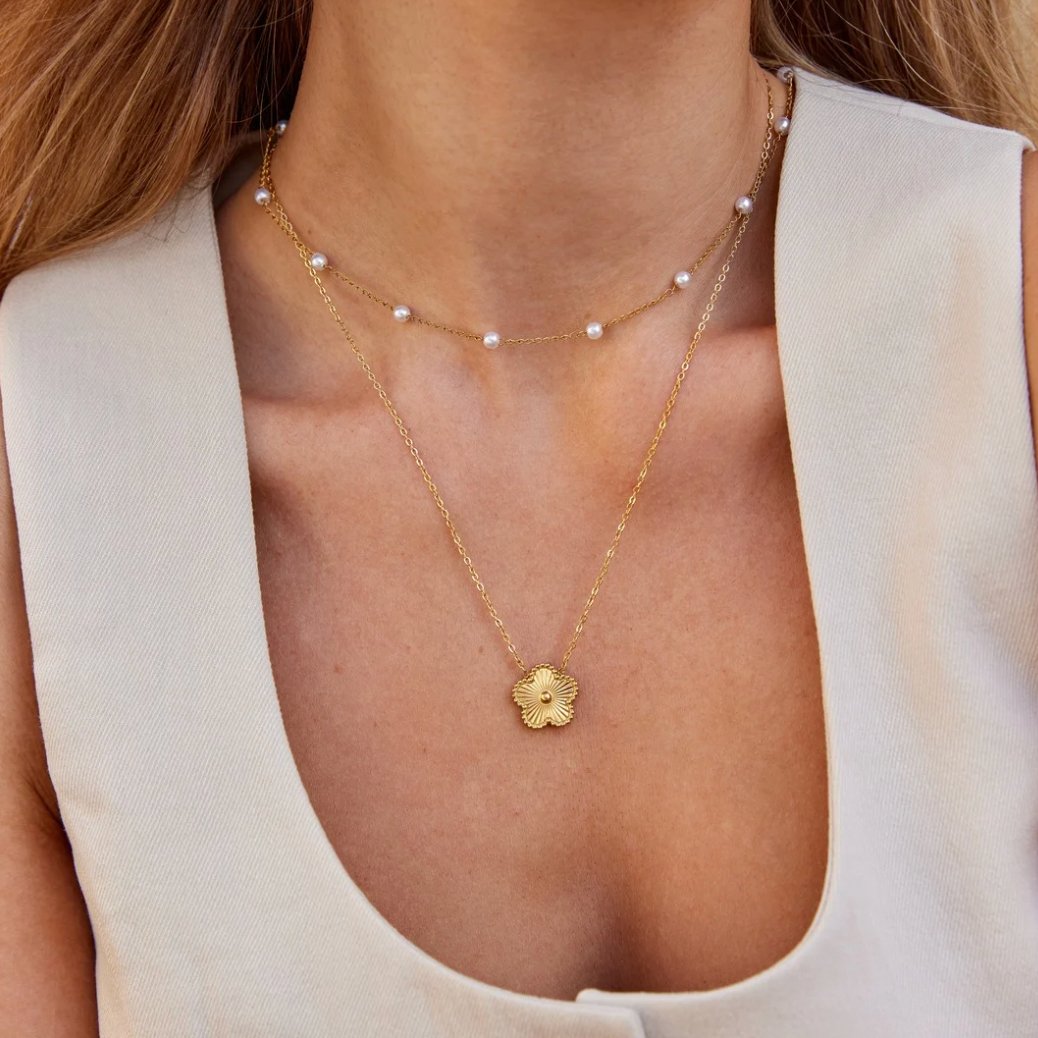 Juliana | Timeless Pearl Gold Necklace