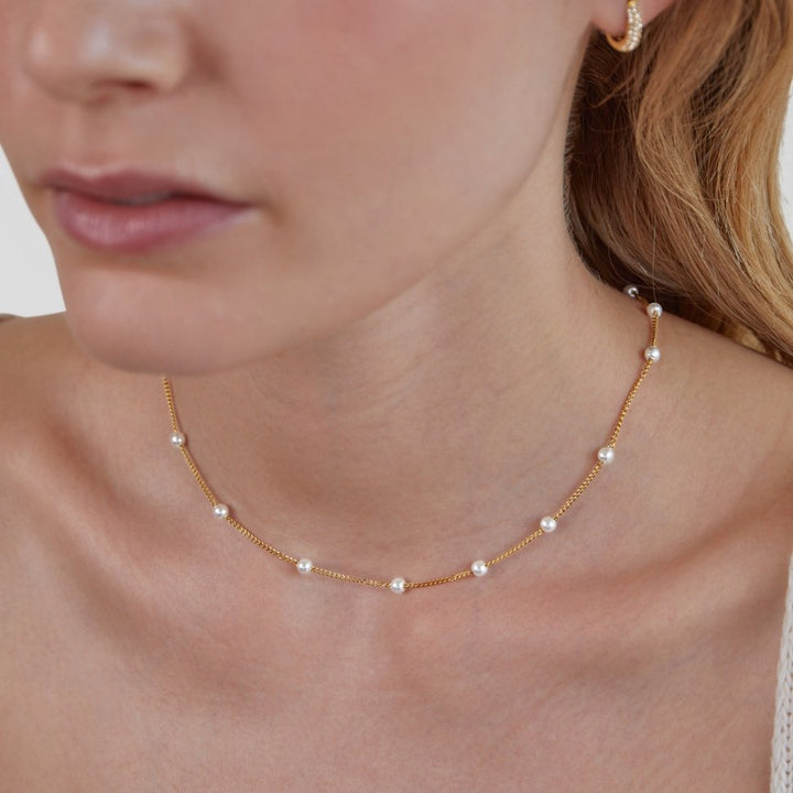 Juliana | Timeless Pearl Gold Necklace